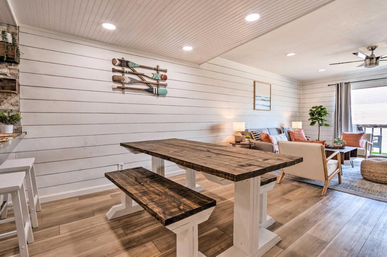 Chic Fort Walton Condo About 2 Blocks To Beach! Fort Walton Beach Buitenkant foto