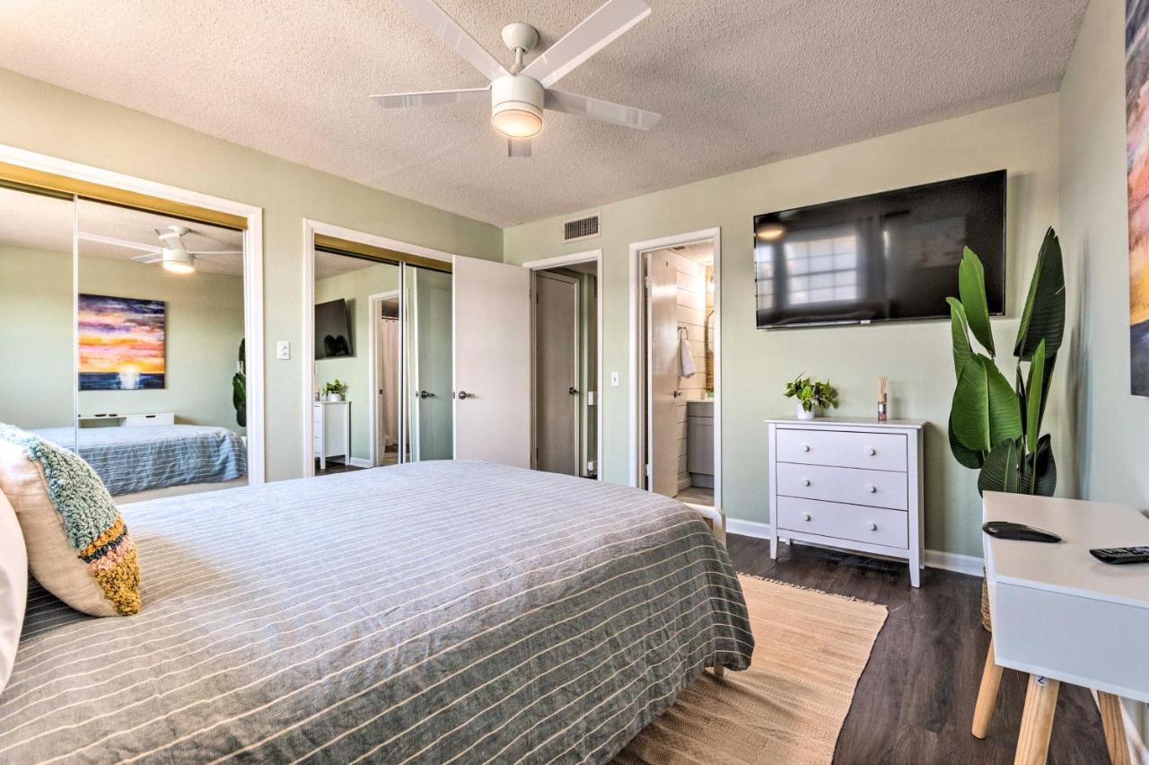 Chic Fort Walton Condo About 2 Blocks To Beach! Fort Walton Beach Buitenkant foto